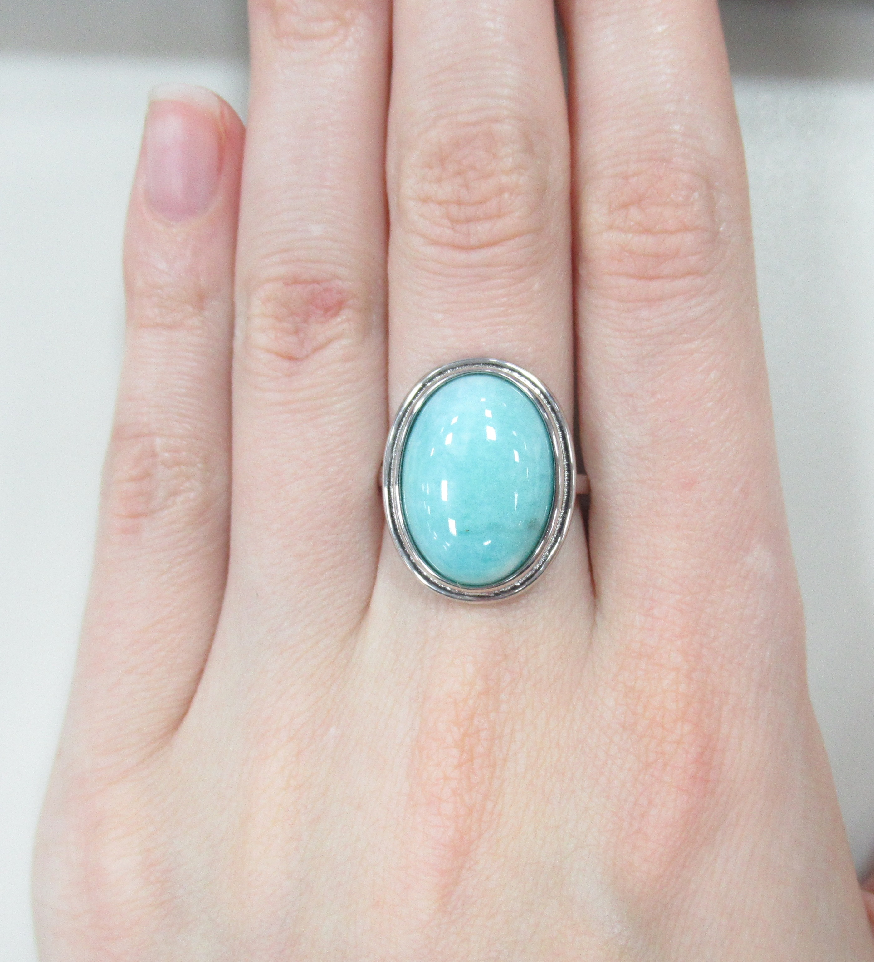 Серебряное кольцо с амазонитом